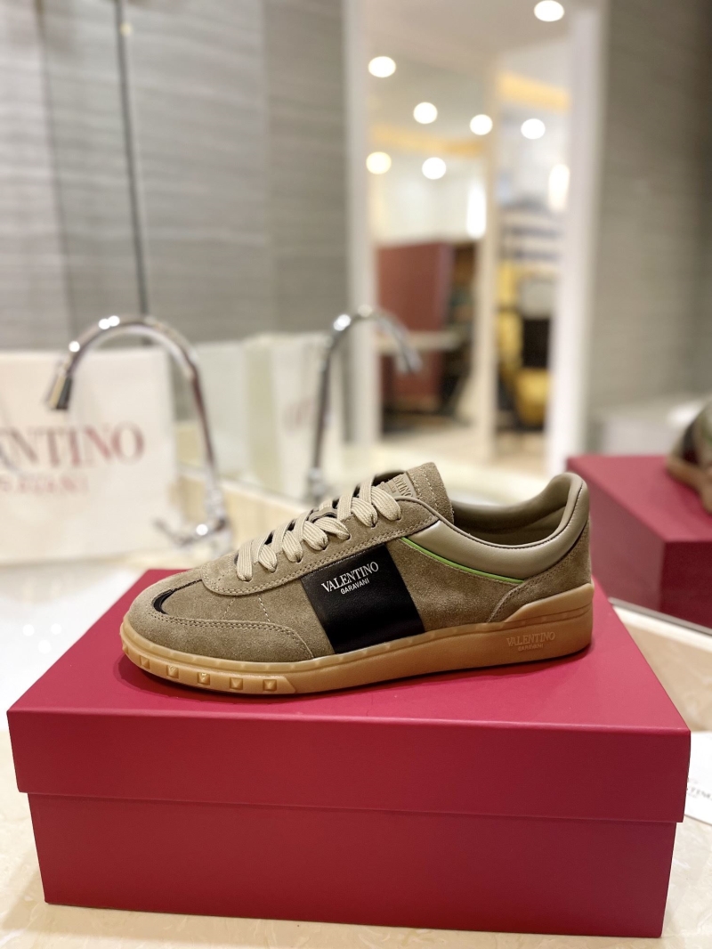 Valentino Sneakers